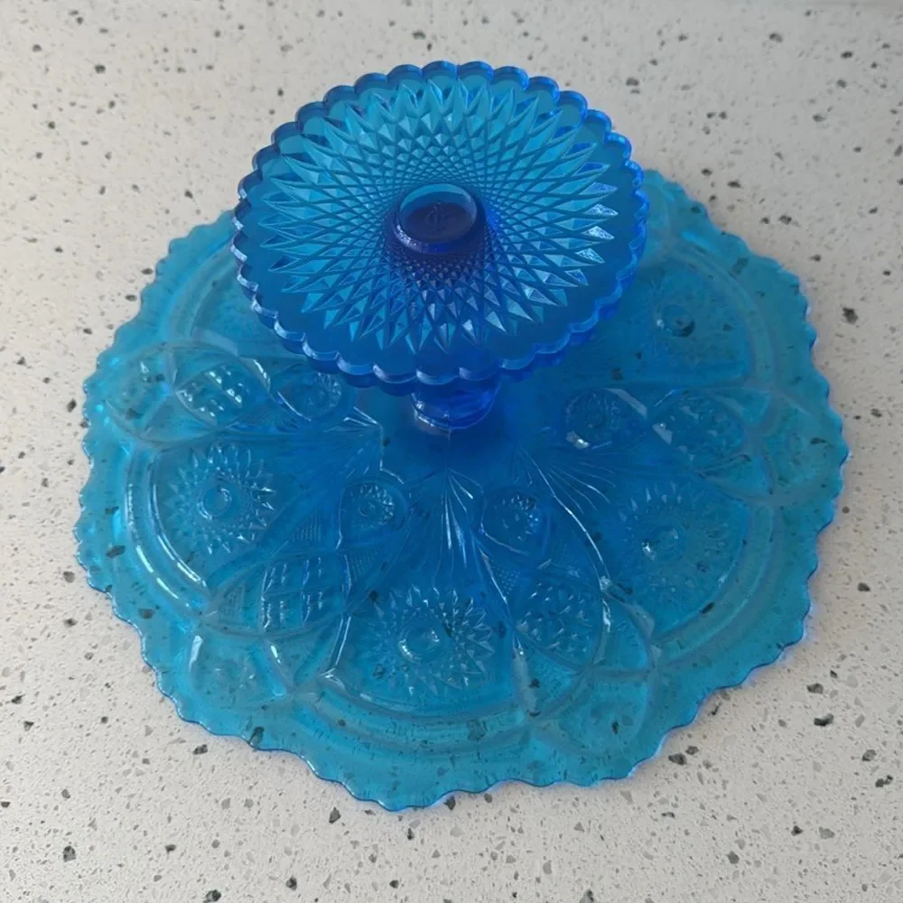 VINTAGE Imperial Glass Ohio Blue Bellaire Collectors Crystal Glass Cake Stand